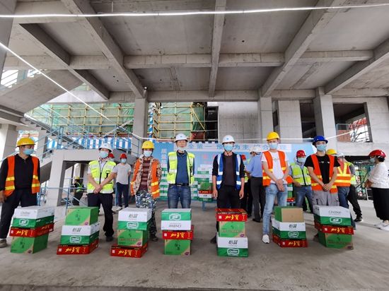 项目|中建二局二公司西北分公司河畔府邸项目举办“夏送清凉”活动