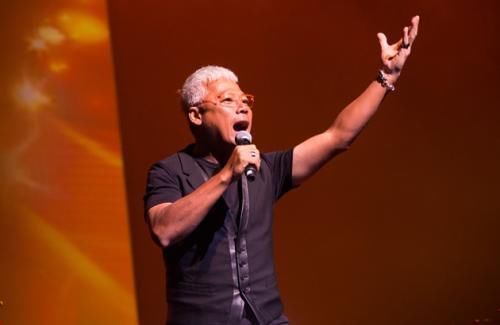  夺冠|怒怼巫启贤、打败云飞夺冠，安与骑兵从《星光大道》走上了独木桥