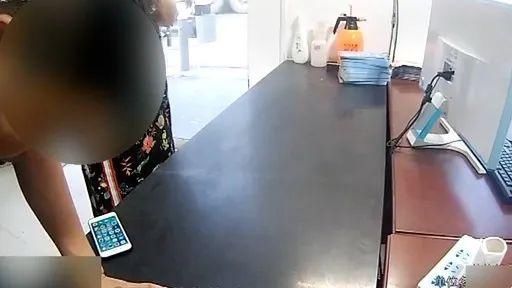  小车|危险！5座小车竟装9人