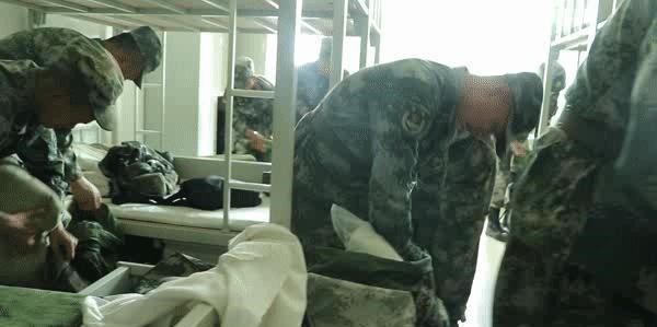 策划|军团策划丨燃!节日不忘战备,中国军人枕戈待旦……