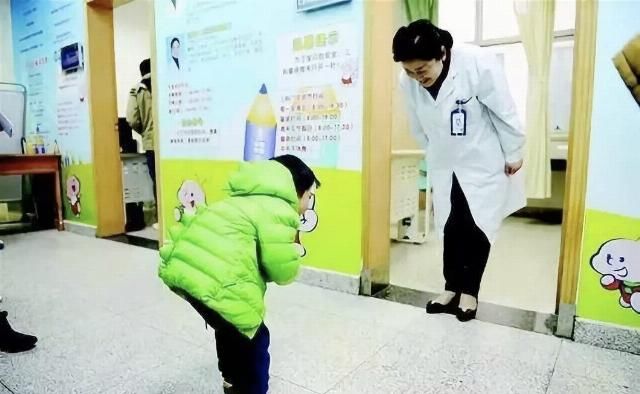 孩子|怎么让“狗都嫌”的熊孩子不闯祸，只需要做好这一件事！