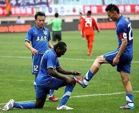  球衣|盘点大连足球历代球衣！哪一款是你的最爱？