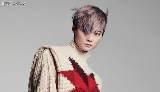  郁可唯|张含韵 郁可唯 许飞 李斯丹妮，这些超女还是选手，李宇春已成导师