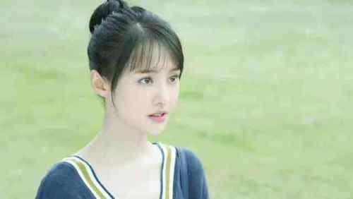  今夏|郑爽森系造型像少女，杨洋背带裤重返18岁！今夏是年少的甜汽水味