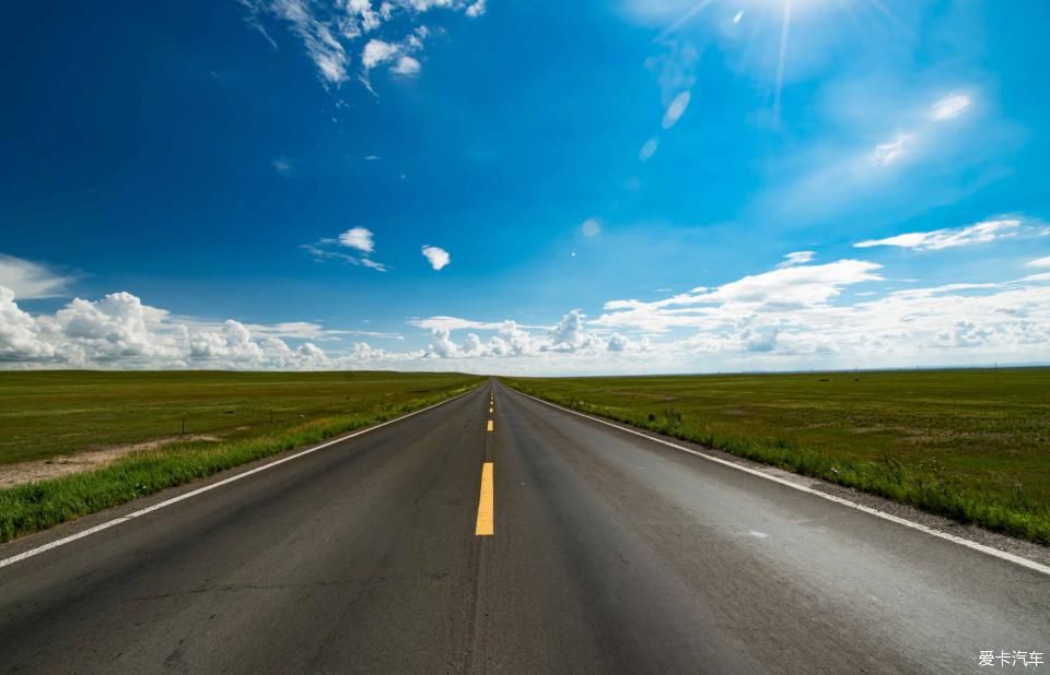 风雨雷电|贝子庙+中蒙边境+草原露营 乌珠穆沁 风雨雷电绿浪秘境行路书