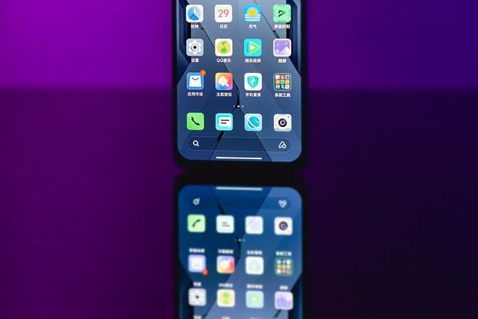  体验|显示升级带来全新操控体验 腾讯黑鲨游戏手机3S评测