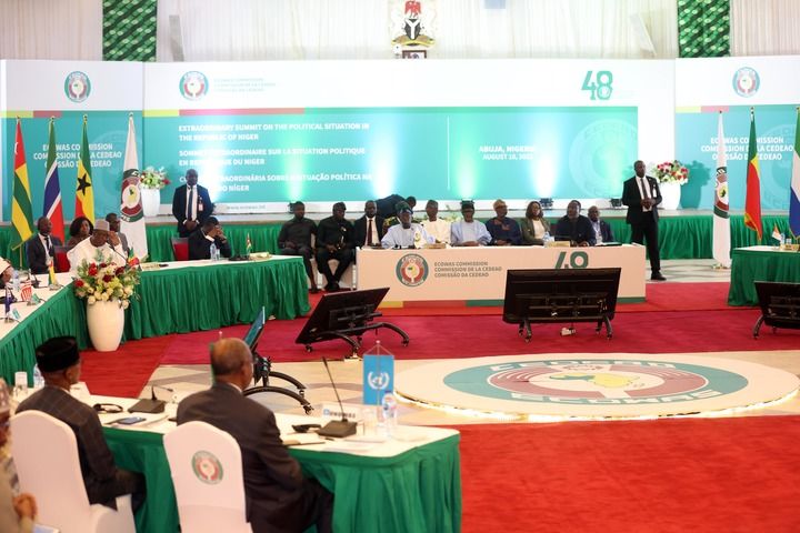 外媒：西共体为和平解决尼日尔危机作最后努力