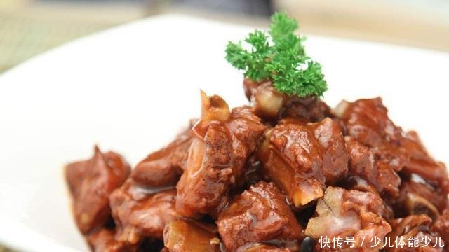 要犯|做红烧排骨时,不要犯两个错误,排骨更鲜更嫩更好吃