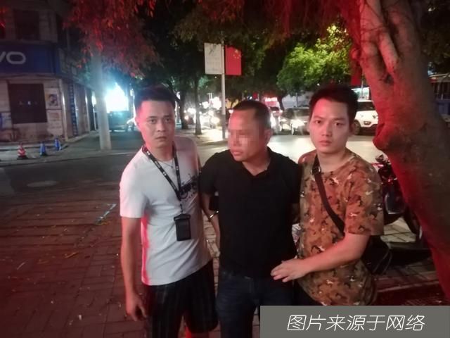  男子|好可惜！一男子因KTV抢麦，引发冲突被枪杀身亡