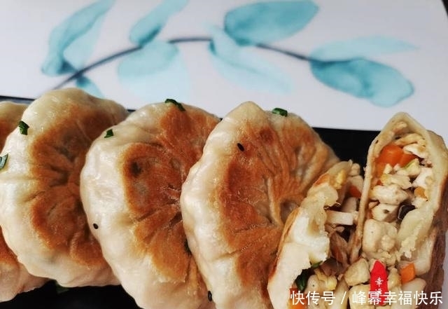 馅料|外皮超薄焦香,内馅丰富料足,试试这个馅料新搭配,保你会喜欢