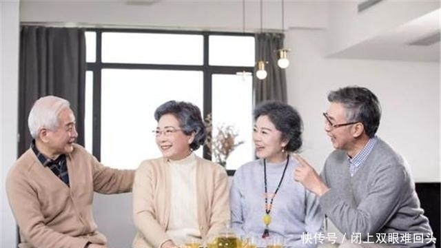 养老院|“新型养老”走红,不去养老院也不依靠子女,晚年幸福靠自己争取