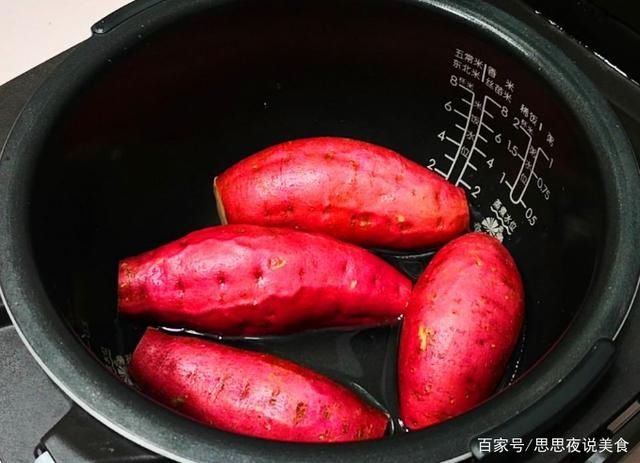  比买|烤红薯，别买着吃了！只需一口锅，教你做法，软绵香甜，比买的香