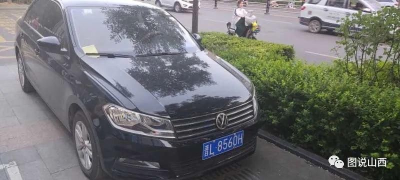 乱停乱放|临汾夜间停车开始重点整治