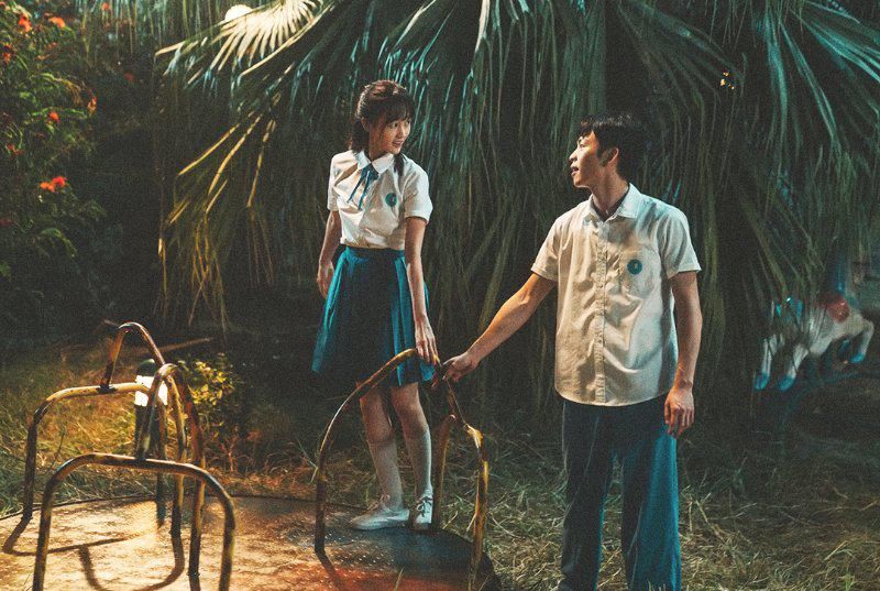  林格|李鸿其戳心告白李一桐“爱你很久”《我在时间尽头等你》七夕上映