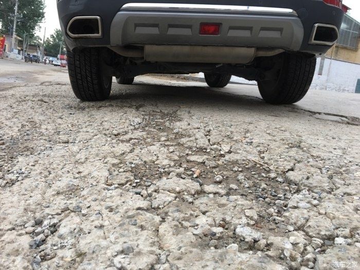 自动驻车|细雨绵绵，野外拉练爱车哈弗H6，附车身配置和外观报告！