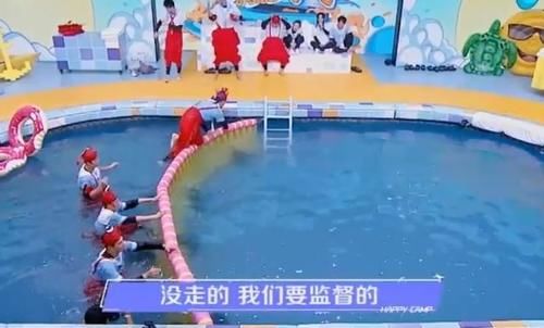  快本|《快本》嘉宾又惹争议，不顾规则何炅都险些压不住，吴昕直接吐槽