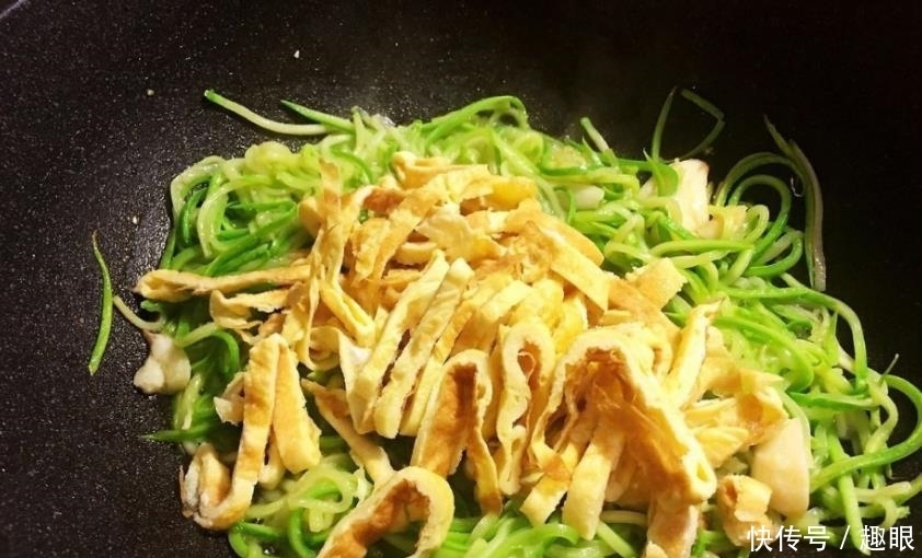 被誉为|它被誉为天然“补钙菜”,维C比冬瓜高,钙比牛奶高,孩子长个头