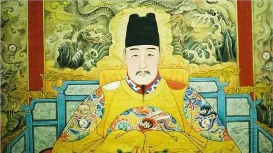 改变命运|皇帝打瞌睡，13岁宫女不懂事，一声偷笑，改变命运