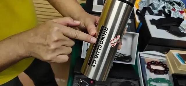  小心|人民币、矿泉水、保温杯，这些地方的偷拍必须小心！