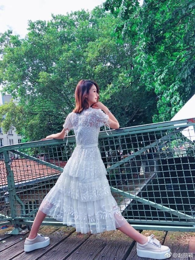  赵丽颖|仅仅两期《中餐厅》，就让赵丽颖以往塑造的“努力”滤镜碎了一地