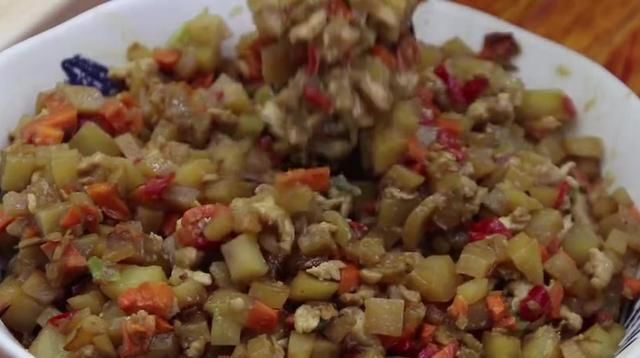  不用|玉米面新吃法，教你不用蒸也不用烤，做出来味道非常棒！