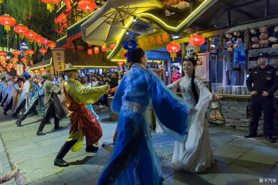 主题酒店|杭州有很多美景与动人的故事,宋城千古情的表演也非常震撼