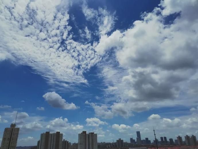 份魔|【探索】今日份魔都的蓝天白云,你心动了吗?