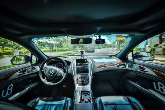  无需|无需随车安全员，中国首个全无人驾驶测试汽车在广州上路