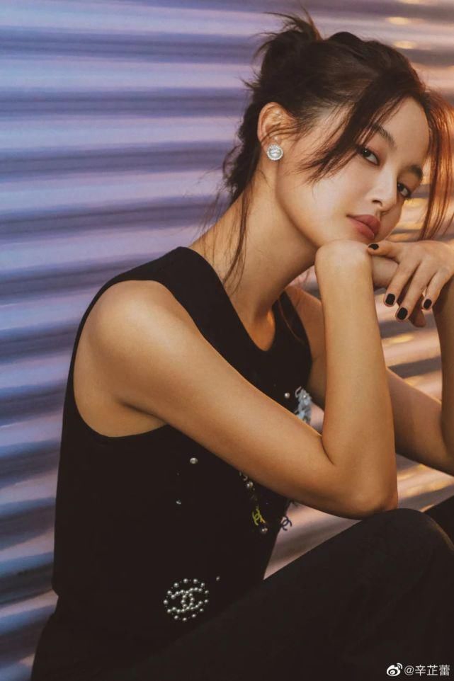 胎毛刘海|你是什么脸型就剪什么刘海，这5款刘海太显脸小了，堪比换头！