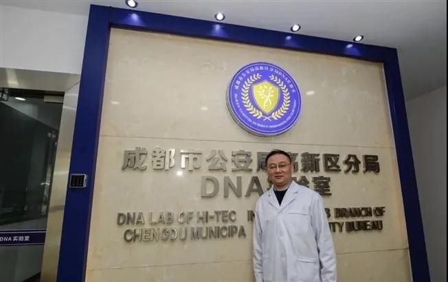 不值钱|别一看到“中科院博士后当辅警”，就认定“学历不值钱”