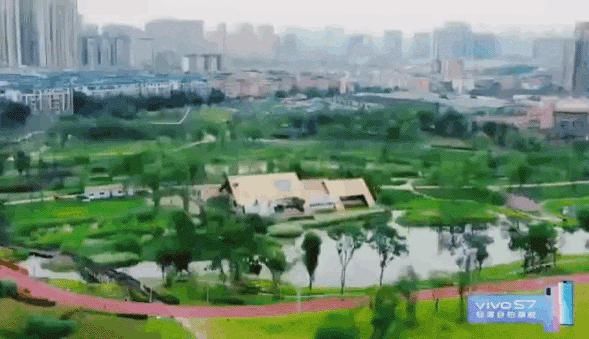  综艺|哦豁！成都人的情感生活，被杨超越和戚薇“盯”上了！