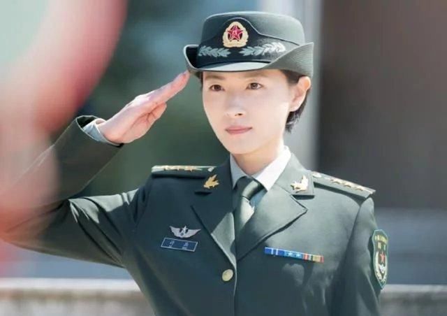  角色|万茜新剧没播先火，合作秦昊令人期待值飙升，男二还是她的老搭档