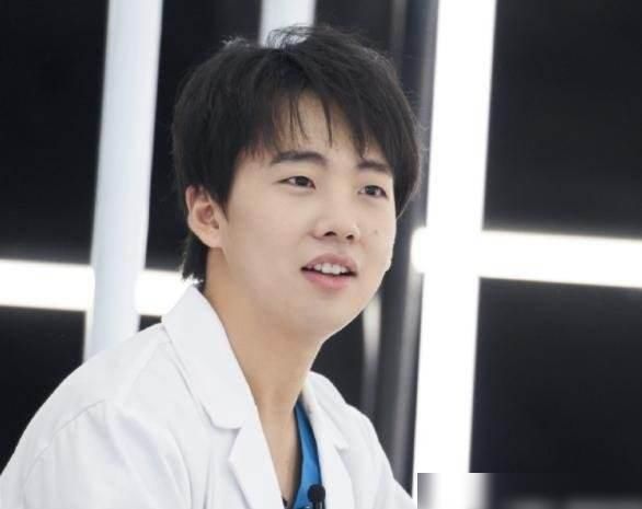  数学|密室大逃脱：郭麒麟数学基础真的是杠杠棒！