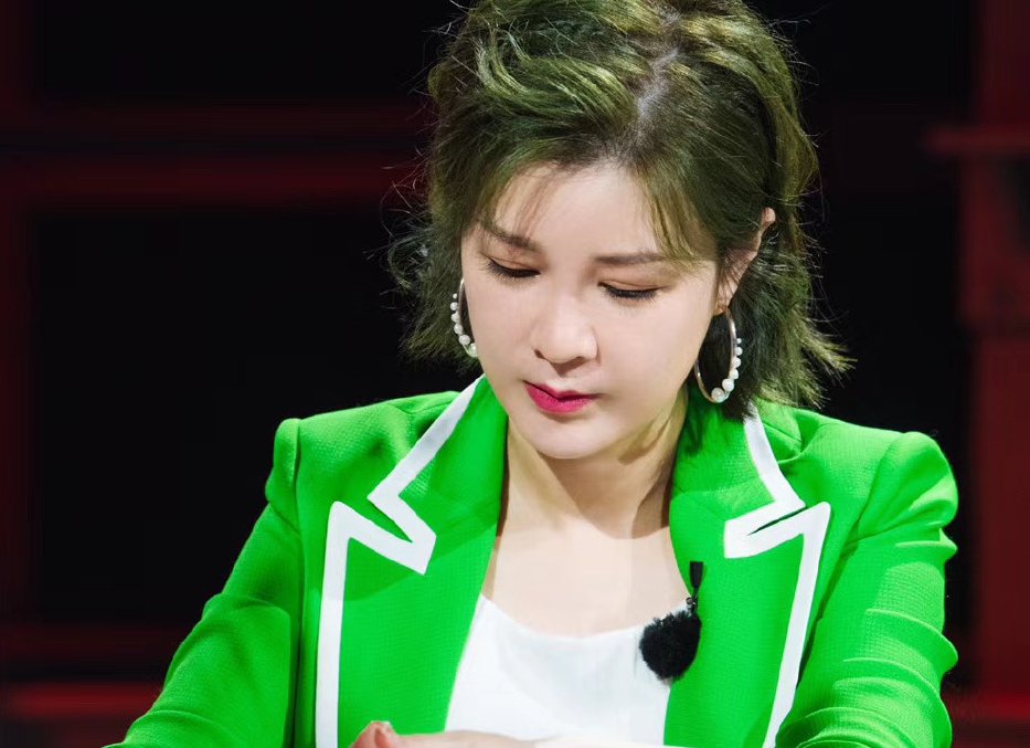 如今|杜华曾赌上一亿为UNIQ造势,如今正好六周年,就赌赢了王一博