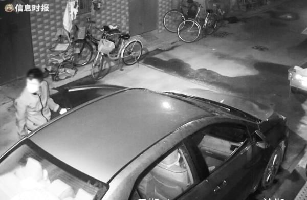 拉车|男子在黄埔沿街“拉车门”碰运气，竟有10几台车中招……