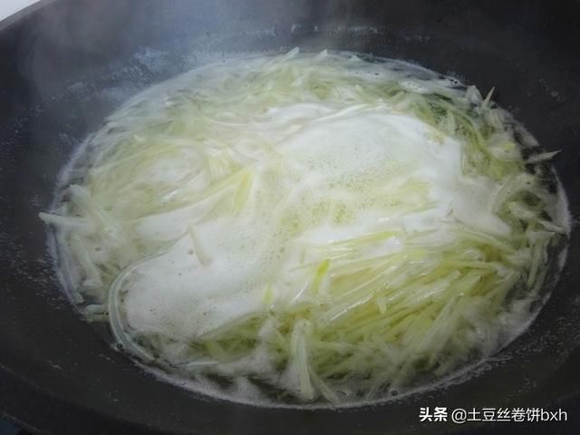  精神|天热，这菜要常吃，2元做一盘，不炒不炖最抢手，平衡体质精神好