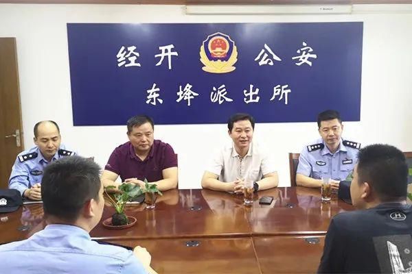 违法|罚!无锡2人违法燃放烟花爆竹被抓“现行”