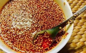 简单|油泼辣子想要做的好吃,简单油泼一下可不行,大厨教你家常做法