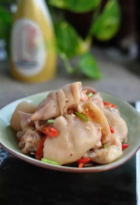 猪蹄洗净|炖猪蹄时用上这一招,几分钟就迅速软烂,关键还入味!