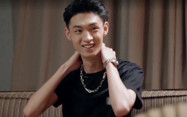  明明|不给相声皇后面子？秦霄贤打脸于谦，明明来德云社七年却说是三年