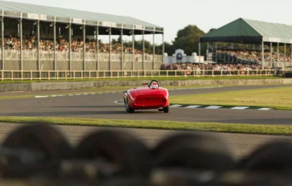 时髦|除了机车和速度,这个比赛还关注谁更时髦