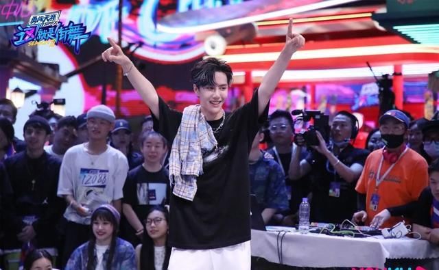  夏天|《街舞3》沸腾夏天：优酷打造中国式「街舞宇宙」