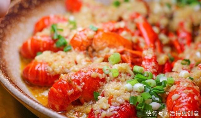 过瘾|又到了吃小龙虾的季节,教大家做蒜蓉龙虾尾,味道好吃过瘾