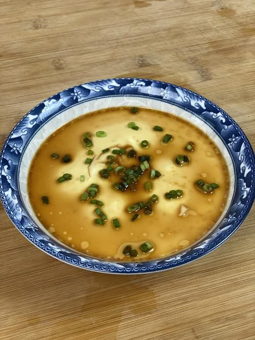 美味|蒸鸡蛋羹，不要直接上锅蒸，掌握好这几点，鸡蛋细腻嫩滑无气孔