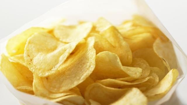 差别|薯片该买袋装还是罐装的?很多人不知道,原来差别很大,别买错了