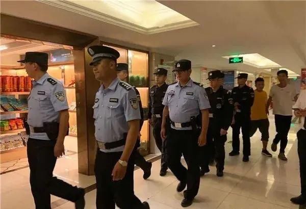 娱乐场所|突击!阜阳警方夜查娱乐场所!