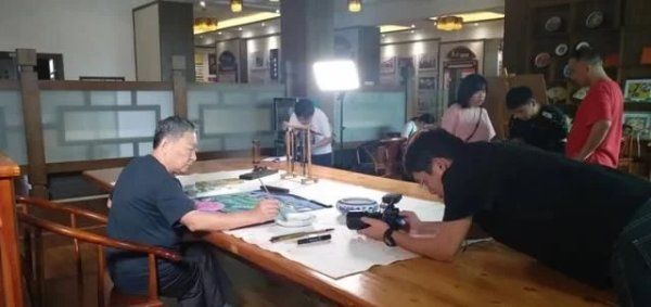  大篷车|开机！四川卫视《乡村大篷车》走进井研