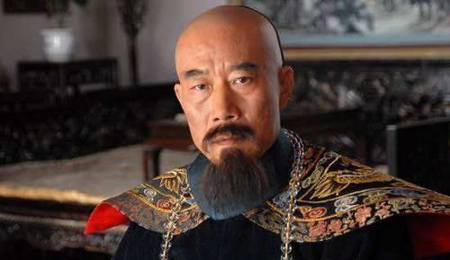 庆功宴|太平军8位王爷把主将首级，献给李鸿章，庆功宴上，李鸿章：杀了