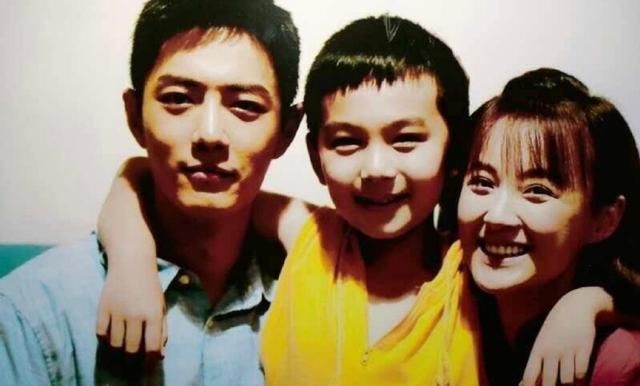  粉丝|肖战《王牌》再被“路透”？粉丝“默默”隐忍，背后原因太难受！