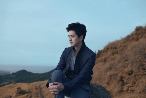  段子|李健上节目又讲段子，主持人都拉不住！网友：我怀疑你在开车？